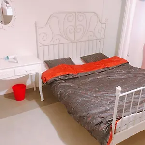 Pensión Lux, Seúl